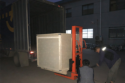 永州客戶SMT設(shè)備專車送貨，貨到上門安裝調(diào)試
